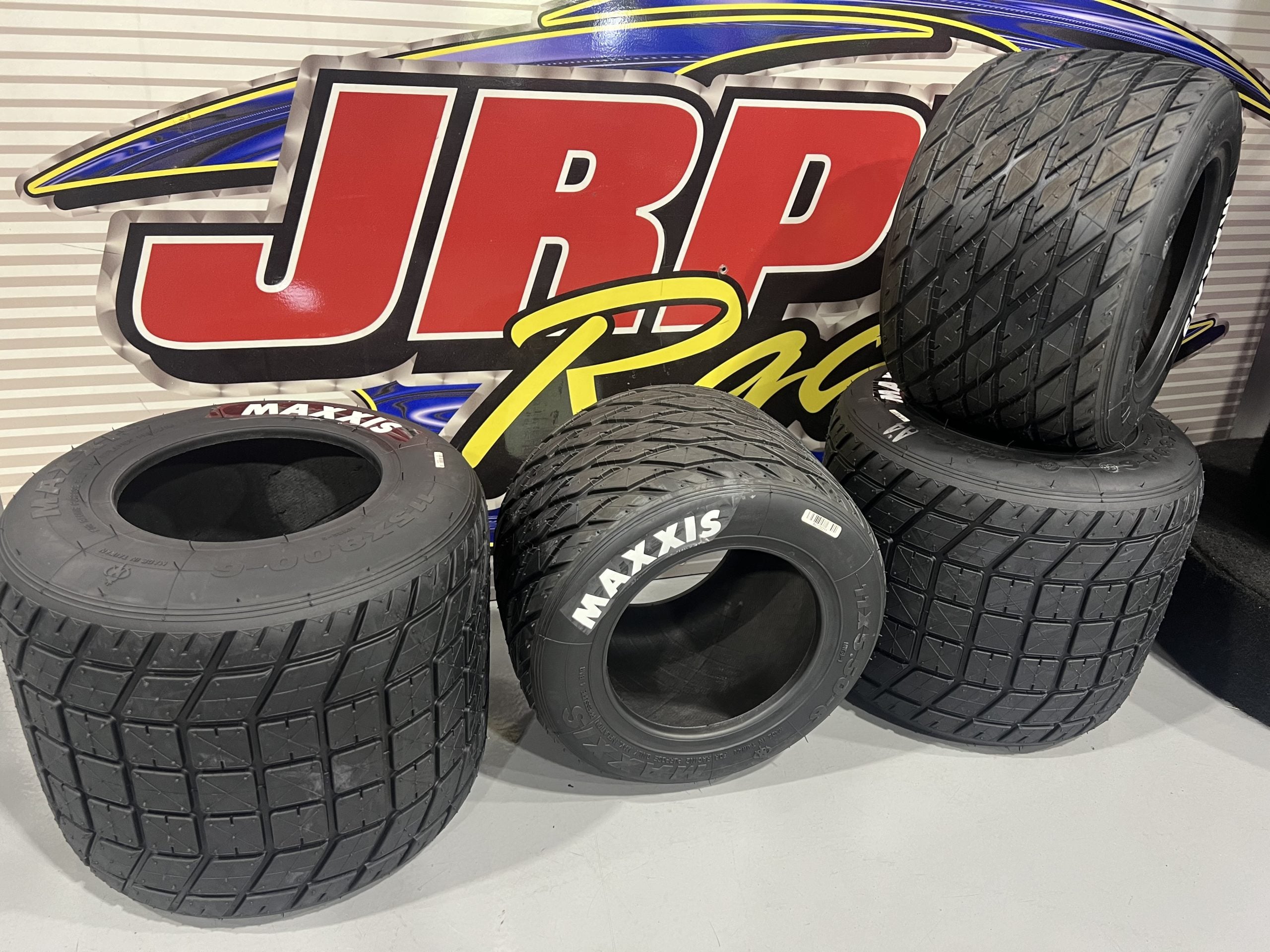 Maxxis T18 Treaded Tire Set
